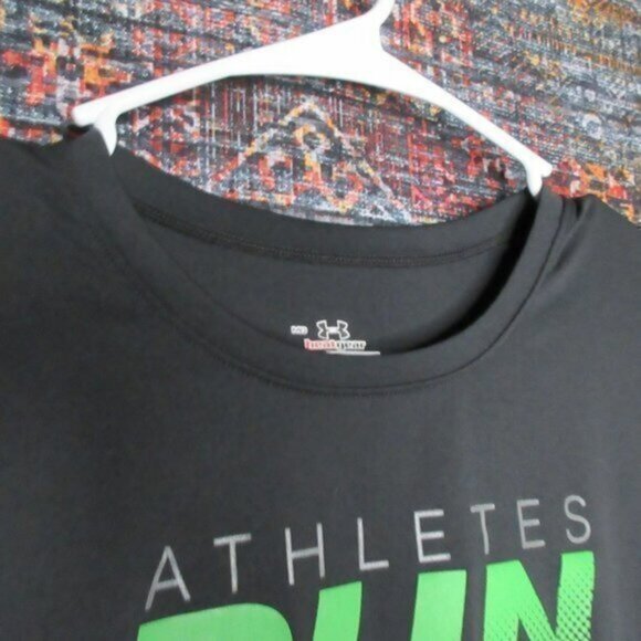 Under Armour womens Athletes Run running tee M EUC - Picture 3 of 3